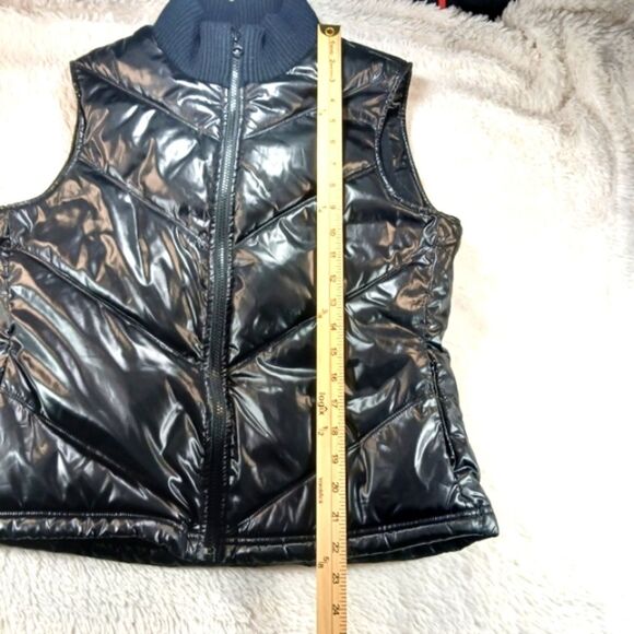 Old Navy Y2k Fleeced Lined Quilted Puffer Zip Up Vest. Woman's M Glossy Black... - Picture 12 of 14